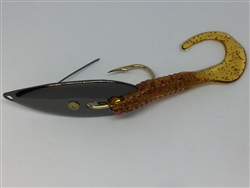 1/2 oz. Black Gator Weedless Spoon with Root Beer Worm Trailer